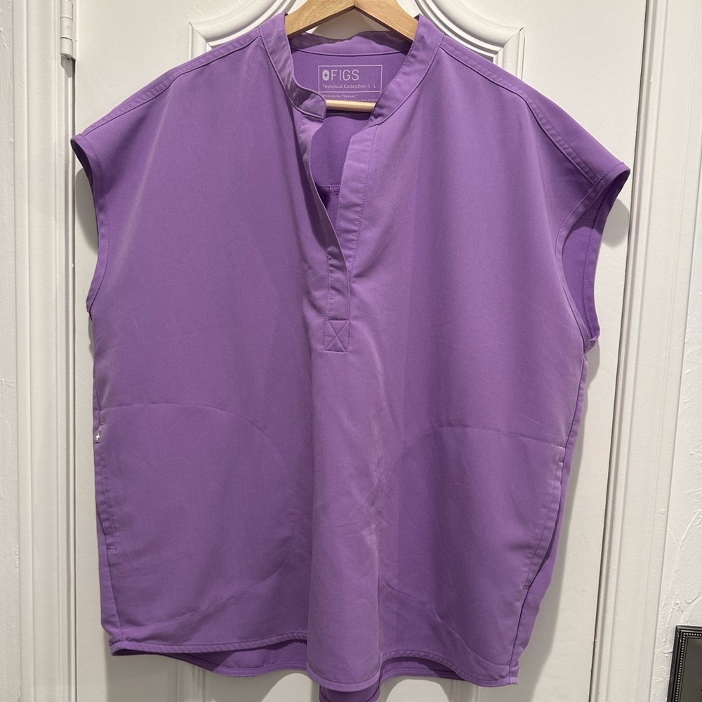 Figs size L Rafaela top and XL petite high waisted Zamora joggers in lilac dawn